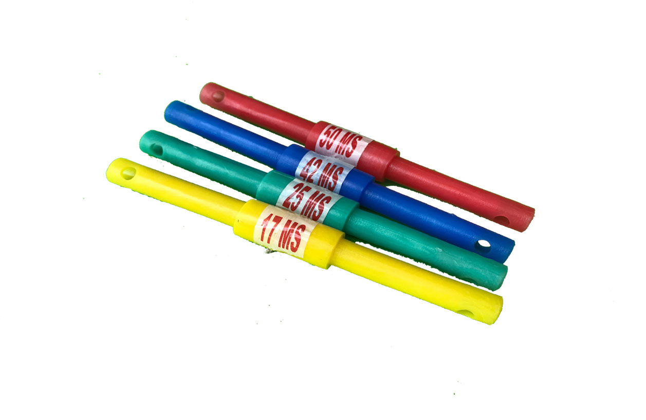 4r4